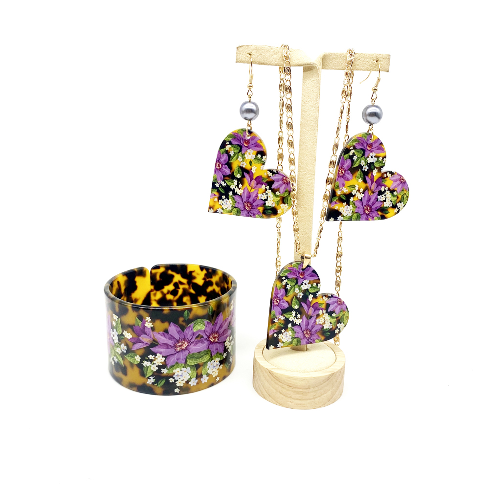 Pacific Jewelry & Watches Los Angeles - Terbaru Akrilik Resin Plastik Bangle Kalung